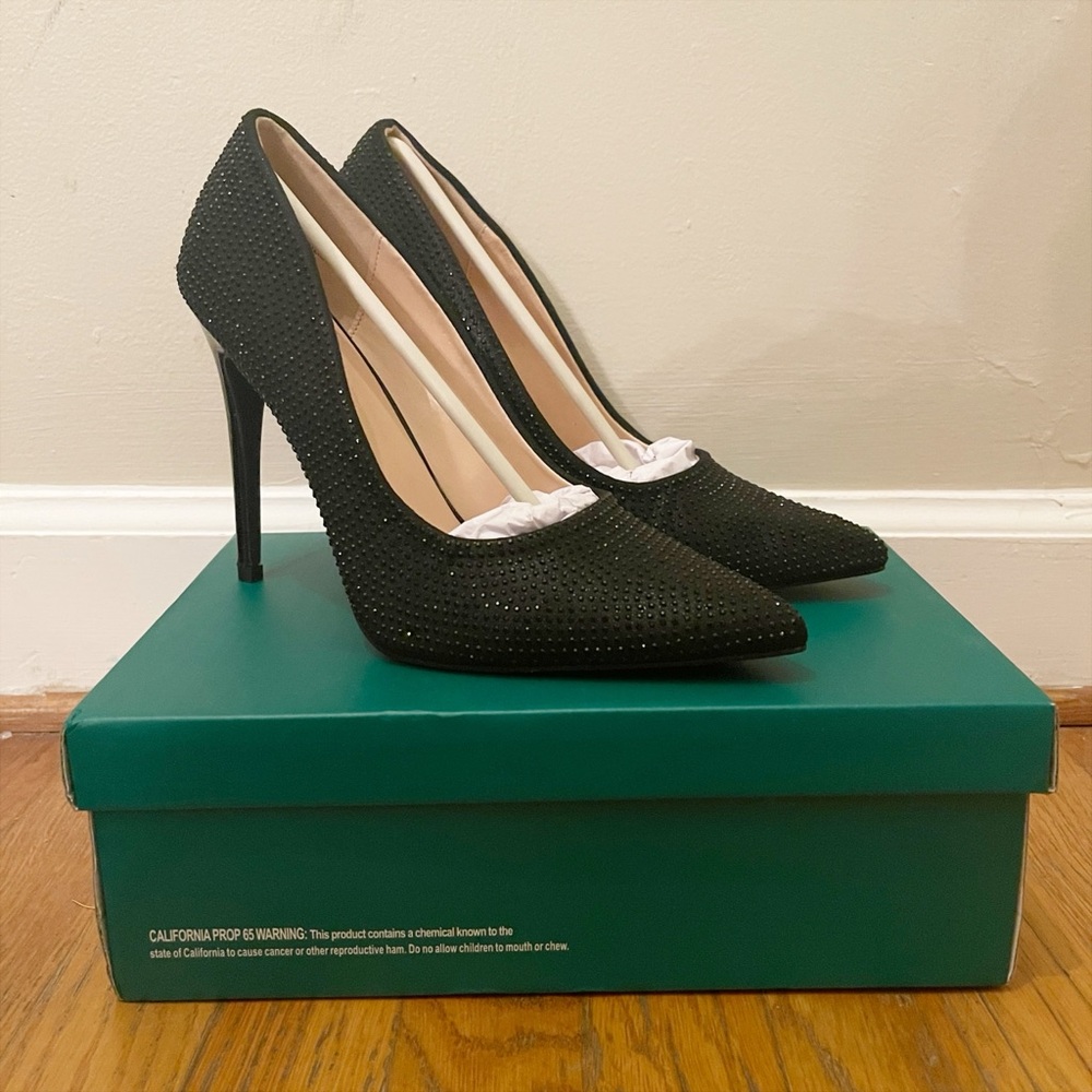 Lauren Lorraine Dazzle Black Pumps - Size 9 NIB